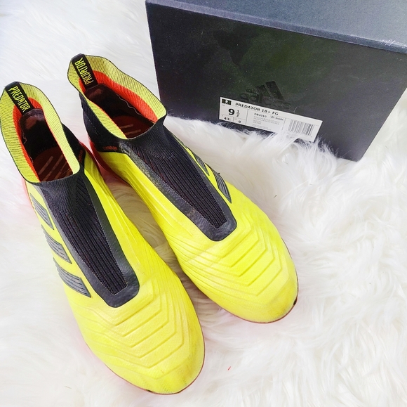 Men's Adidas Predator 18+ FG Soccer Cleats IOB - Picture 2 of 15